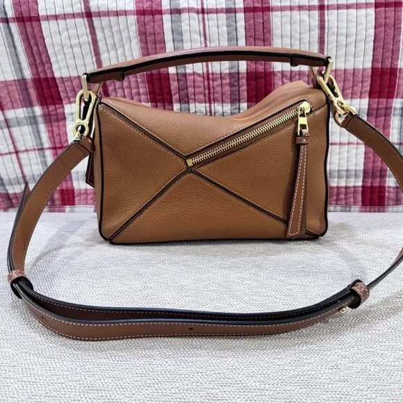 Loewe Small Puzzle Bag Caramel Grained Calfskin New Rare - Picture 4 of 10